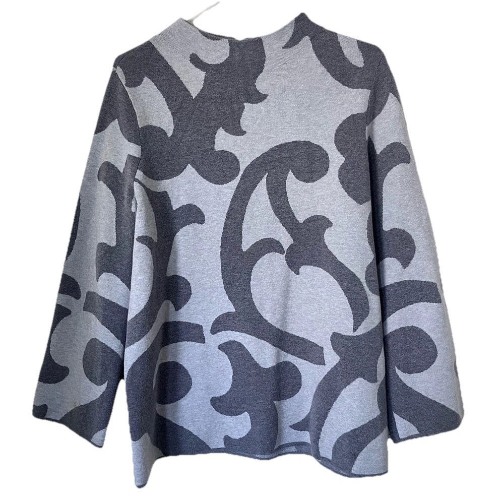 Chico's Gray and Silver neutral minimalist casual Patterned Sweater size 1